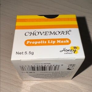 Propolis Lip Mask new sealed in box